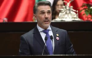 Sergio Mayer revelaría que pactó su salida de La Casa de los Famosos, ¿ya no pudo más?