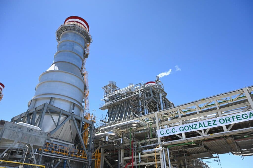 Sheinbaum inaugura planta de CFE en Mexicali; aportará 653 MW al sistema eléctrico