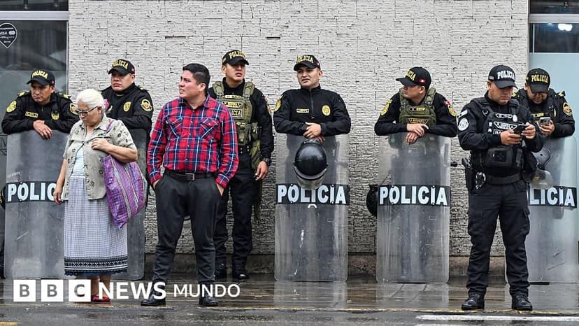 "Si tuviera dinero, me iría del país": cómo la inseguridad y la inestabilidad política son los factores que más motivan a los votantes en las elecciones en Perú