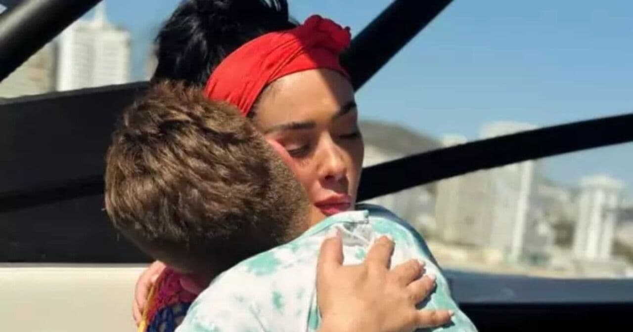 Sobrino de Anahí cuenta su experiencia tras ser mordido por un tiburón en Tulum