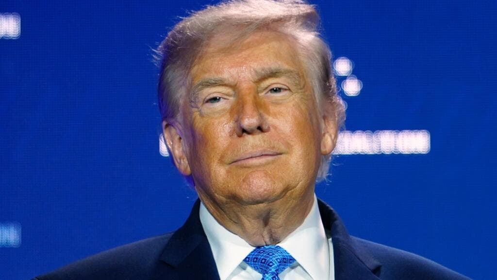Supremo da luz verde a Trump para despedir a funcionarios del Gobierno, pero protege a la Reserva Federal
