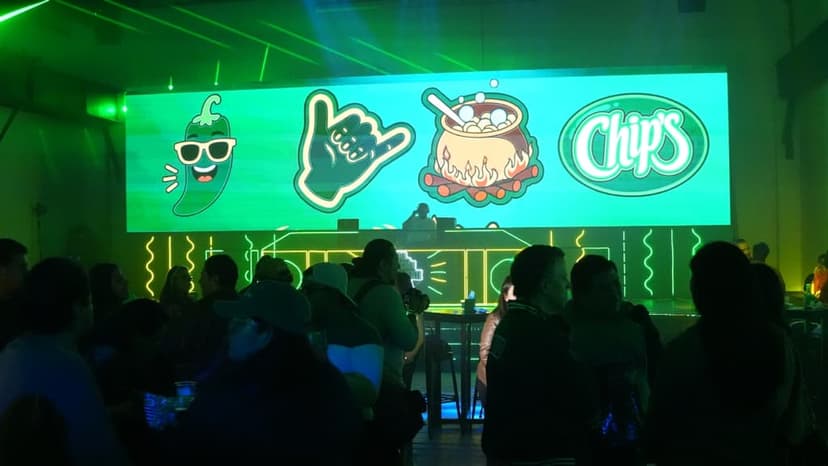 ¡Toro mecánico, glitter, mucho crunch y jalapeño! Así se vivió este papachangón