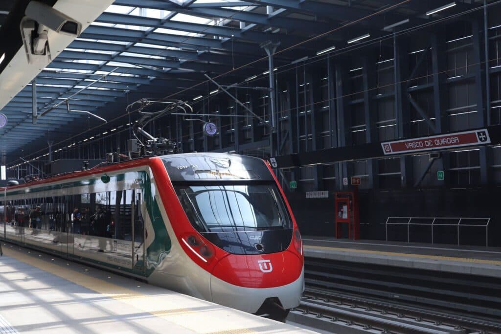 Tren Interurbano El Insurgente cambia su horario: ¿a qué hora abrirá y cerrará?