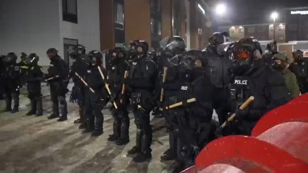 Trump busca bajar tensión en Minneapolis y anuncia retirada de comandante de Patrulla Fronteriza