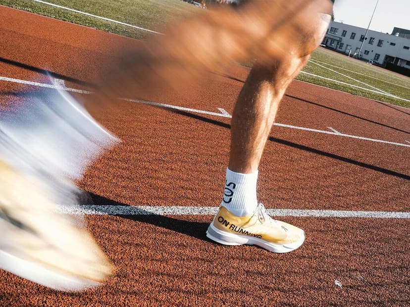Usé mis tenis de correr más tiempo del que debía y mis pies me lo cobraron: cuánto duran según la ciencia