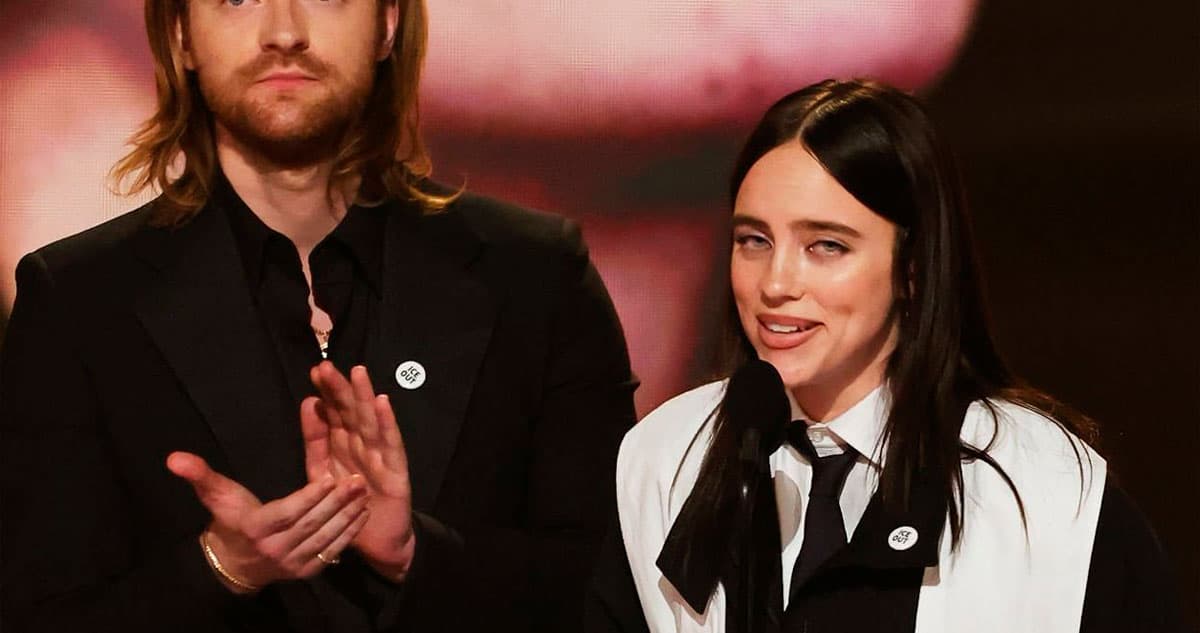 VIDEOS ¬ Billie Eilish, Justin Bieber y más alzan la voz contra ICE en Grammys 2026