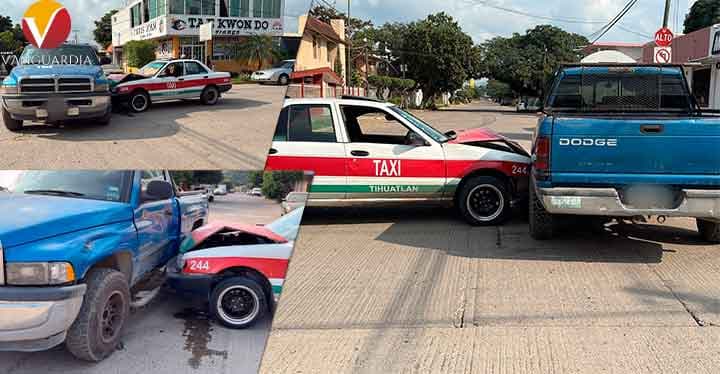 Se le atravesó a taxista y le sumió el cofre, en la 27 de Septiembre, en Poza Rica