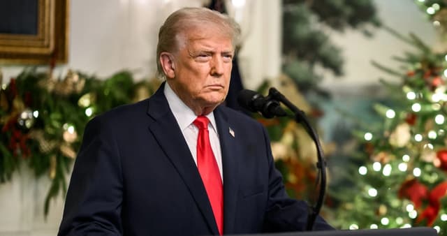 Trump no descarta guerra con Venezuela; Maduro "sabe exactamente lo que quiero", dice